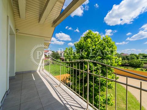 будинок за адресою Освіти