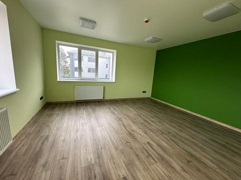 комерційна за адресою Промислова, 1