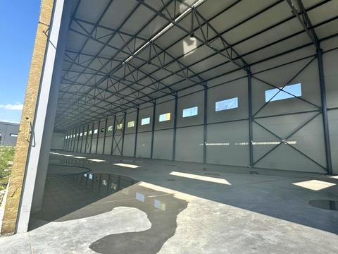 комерційна за адресою Промислова, 1