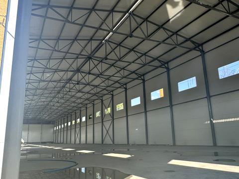 комерційна за адресою Промислова, 1