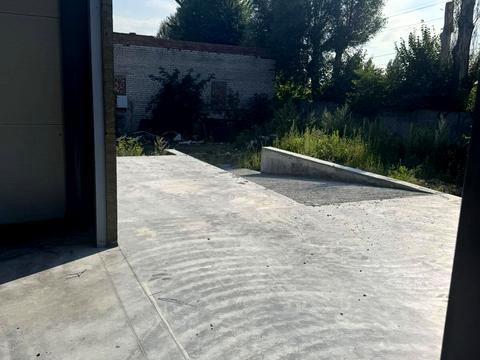 комерційна за адресою Промислова, 1