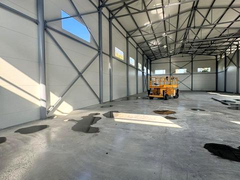 комерційна за адресою Промислова, 1