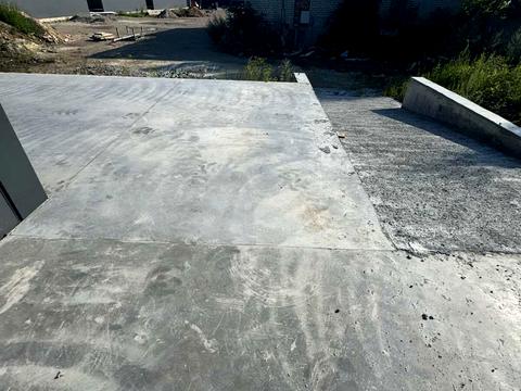 комерційна за адресою Промислова, 1