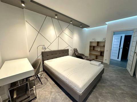 квартира за адресою В'ячеслава Чорновола просп. (), 16д