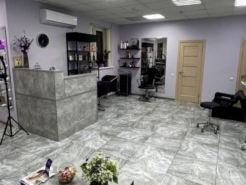 комерційна за адресою Староміська вул., 52а