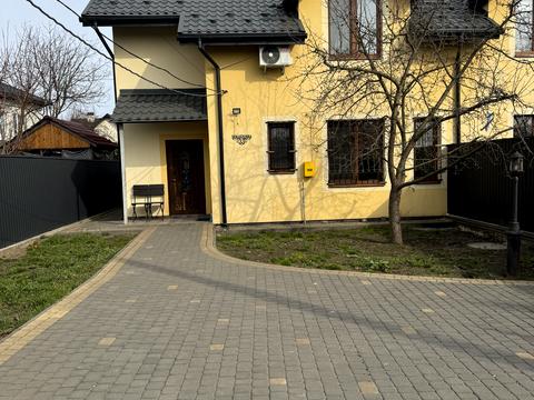 будинок за адресою Лук'яна Кобилиці вул., 40