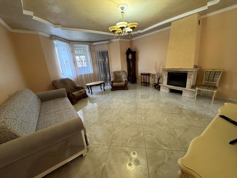 будинок за адресою Лук'яна Кобилиці вул., 40