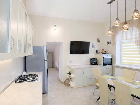 дом по адресу Лісова