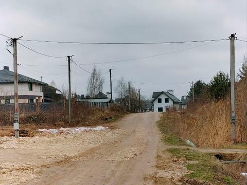 участок по адресу с. Борки, Золотого Лева