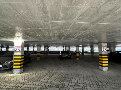 паркомісце за адресою Княгинин вул., (Будинок 19)