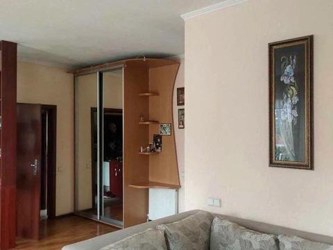 дом по адресу пгт. Слобожанское, Центральная ул., 21