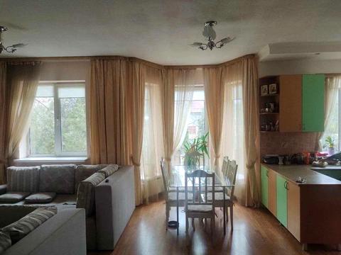 дом по адресу пгт. Слобожанское, Центральная ул., 21