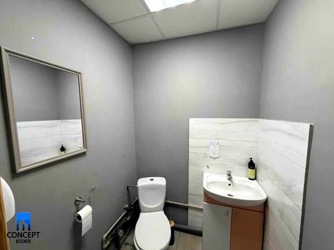 комерційна за адресою Героїв Крут вул. (Фурманова), 12-А