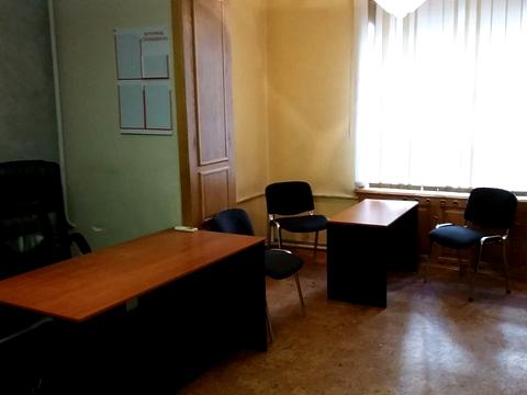 комерційна за адресою Дмитра Яворницького просп. (Карла Маркса), 115