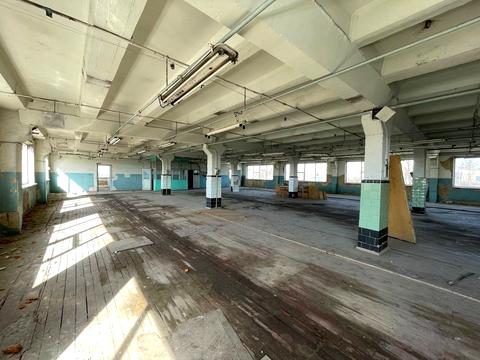 коммерческая по адресу Немировское шоссе, 76