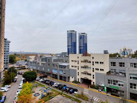 квартира по адресу Раисы Окипной ул., 8