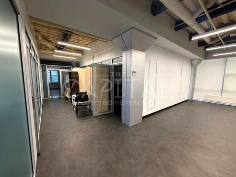 комерційна за адресою Дегтярівська вул., 12/7