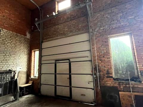 коммерческая по адресу Заводська, 22