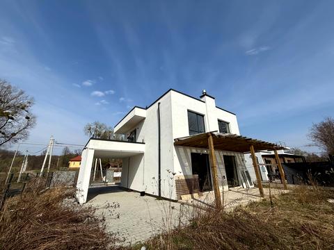 будинок за адресою Озерна