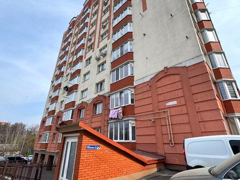 комерційна за адресою Молодіжна вул., 2/1Д