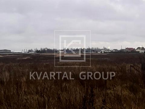 ділянка за адресою Комарова, 1