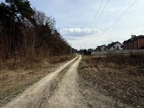 будинок за адресою Вишнева вул.
