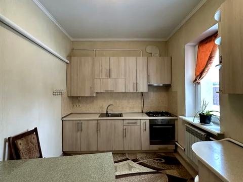 будинок за адресою с. Озера, Квітнева