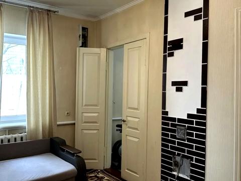 будинок за адресою с. Озера, Квітнева