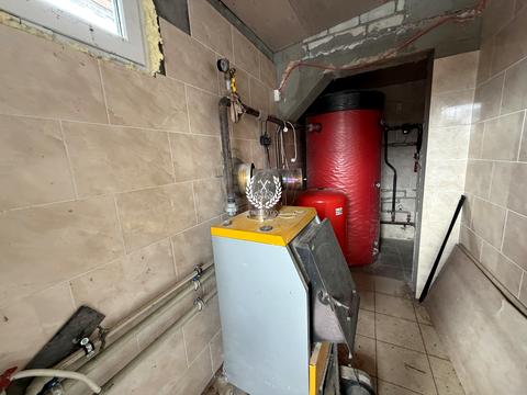 будинок за адресою Незалежності