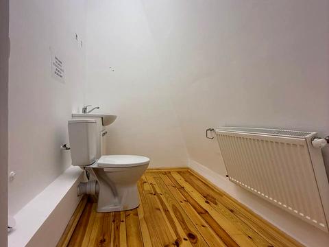 комерційна за адресою Уманська вул., 25