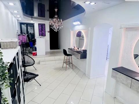 комерційна за адресою Михайлівська вул., 16-А