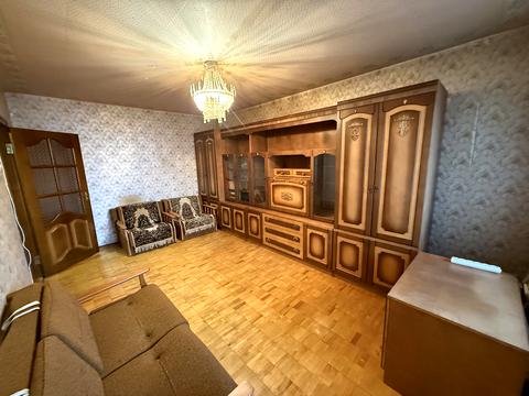 квартира за адресою Ревуцького вул., 19/1