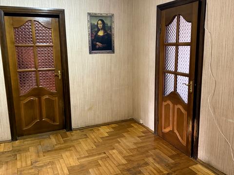 квартира за адресою Ревуцького вул., 19/1