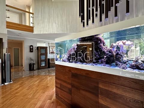 будинок за адресою Вишнева вул.