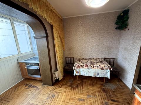 квартира за адресою Ревуцького вул., 19/1