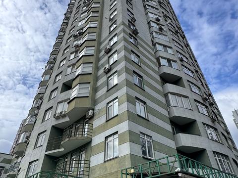 комерційна за адресою Львівська вул., 22
