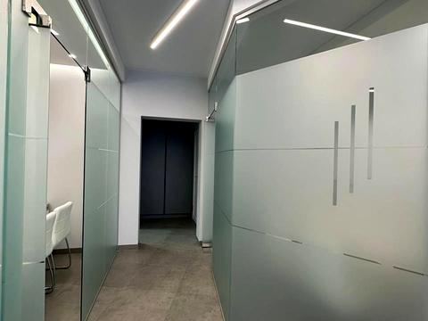комерційна за адресою Лесі Українки просп. (Гагаріна), 19-А