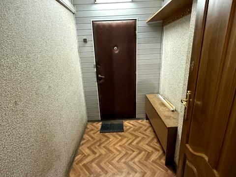 квартира за адресою Ревуцького вул., 19/1