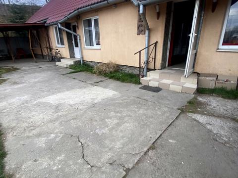 коммерческая по адресу Ужанська, 14