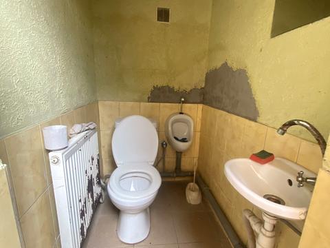 коммерческая по адресу Ужанська, 14