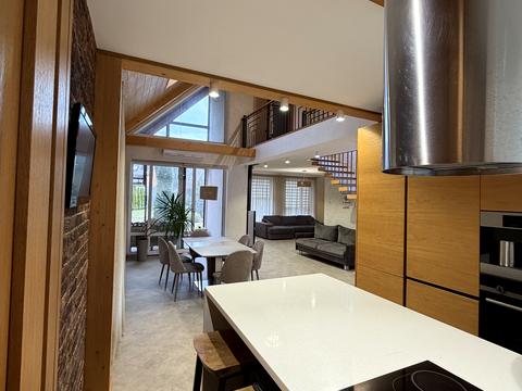 будинок за адресою Дачна, 42