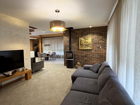 будинок за адресою Дачна, 42