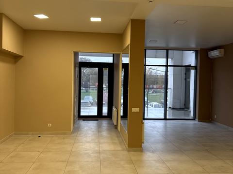 комерційна за адресою Стрийська вул., 108