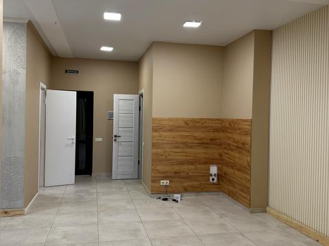 комерційна за адресою Стрийська вул., 108