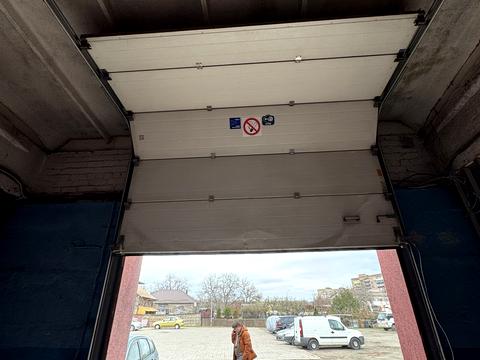 комерційна за адресою Гірничих Інженерів вул. (Пушкіна), 82