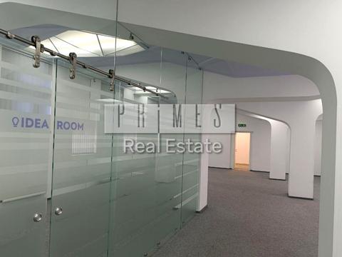 коммерческая по адресу Крещатик ул. (Kreschatic), 17