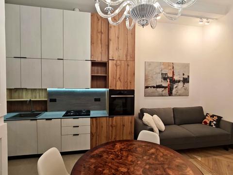 квартира за адресою Дмитра Донцова вул. (Котовського), 7