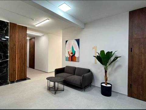 квартира за адресою Пилипа Орлика вул., (Будинок 1)