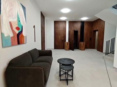 квартира за адресою Пилипа Орлика вул., (Будинок 1)