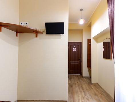 комерційна за адресою Богдана Хмельницького вул., 21